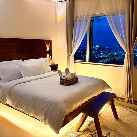 La Amore Place Pasig City Екстер'єр фото