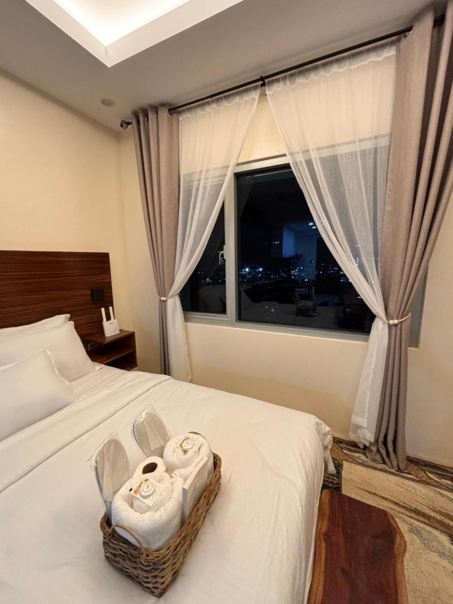 La Amore Place Pasig City Екстер'єр фото