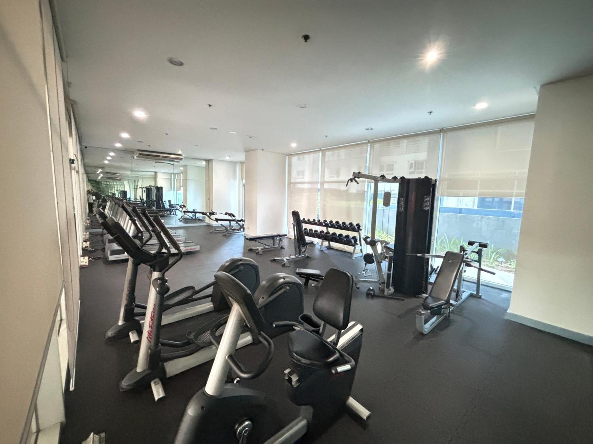 La Amore Place Pasig City Екстер'єр фото