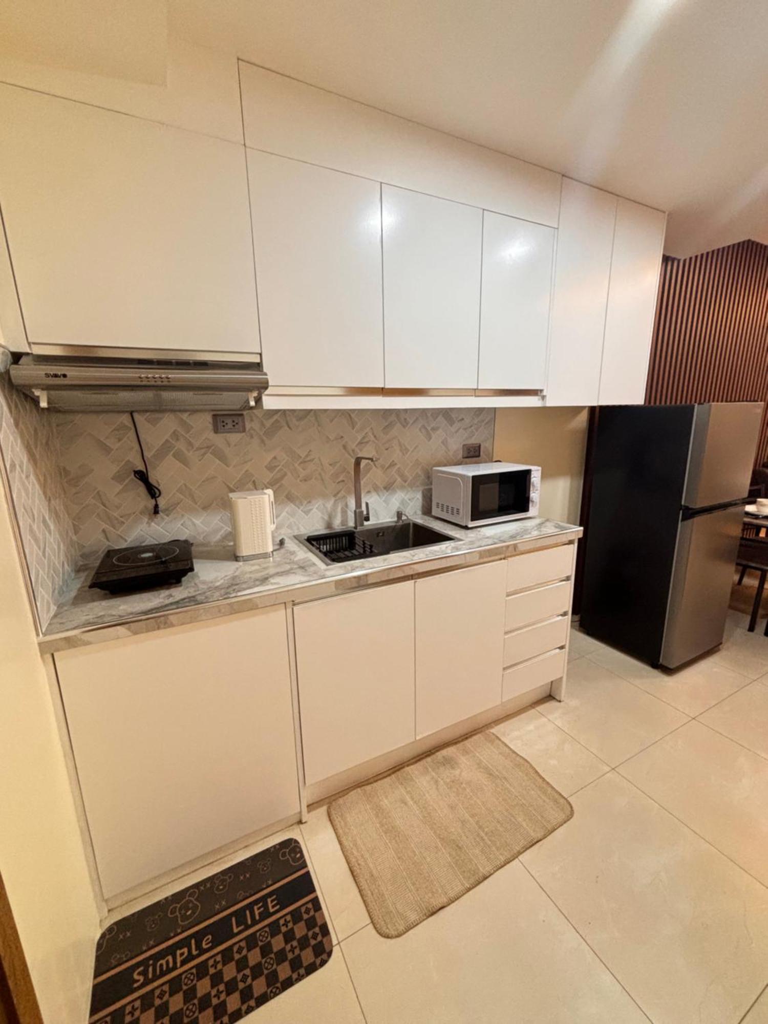 La Amore Place Pasig City Екстер'єр фото